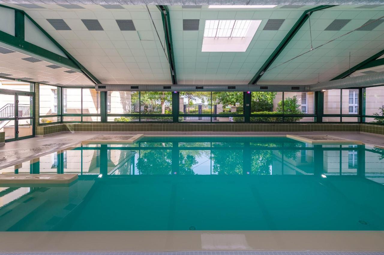 Appartements 4 A 5 Personnes - Val D'Europe Proche Disneyland Serris Exteriör bild